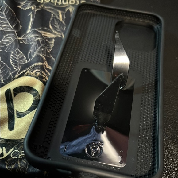 Loopy Righty iPhone 13 Pro Max Case - Picture 3 of 3